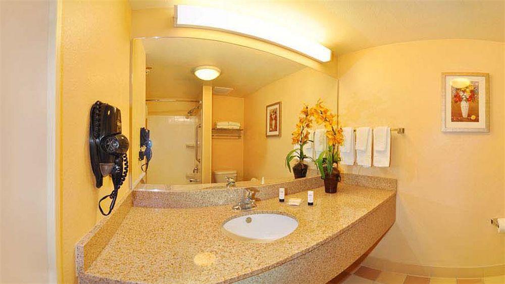 Fairfield Inn & Suites Marianna Zewnętrze zdjęcie